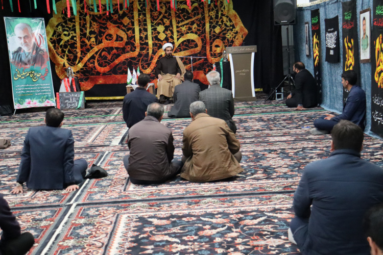مراسم سالگرد سردار حاج قاسم سلیمانی و گرامیداشت دهه مقاومت